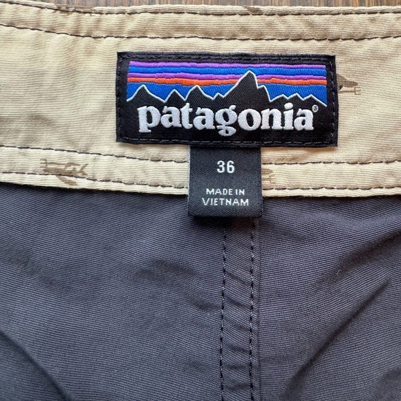 PATAGONIA Men’s 36 Wavefarer Board Shorts Swim Beach Trunks navy blue A31 - Picture 9 of 10